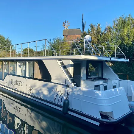 Lieblingsplatz - Hausboot-classic Elbe-Parey