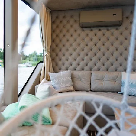 Lieblingsplatz Parey - Hausboot-Classic 船屋 Elbe-Parey