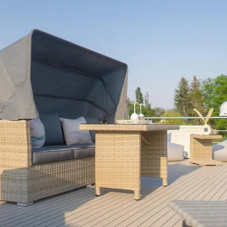 Lieblingsplatz Parey - Hausboot-Classic 船屋